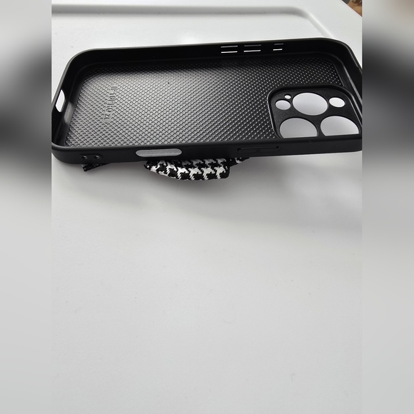 IPHONE 16 PRO Case - Picture 3 of 3